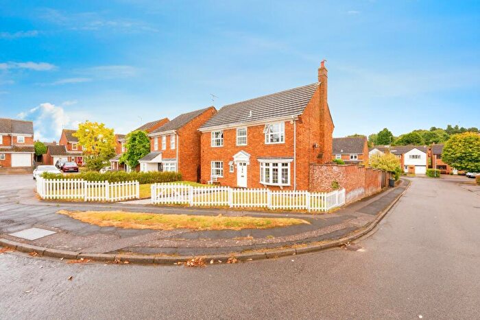 4 Bedroom Detached House For Sale In Harrow Piece, Maulden, Bedford, Bedfordshire, MK45