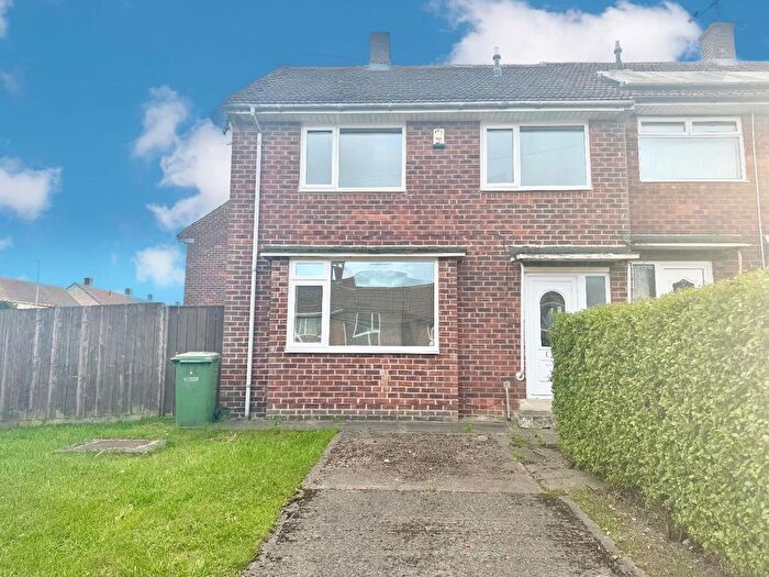 3 Bedroom Semi-Detached House To Rent In Rostrevor Avenue, Stockton-On-Tees, TS19