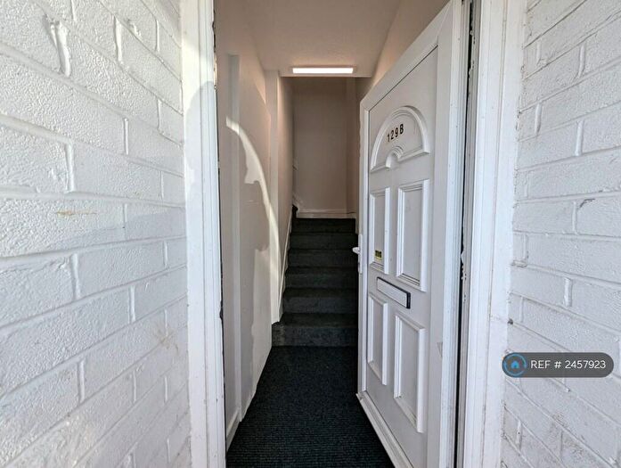 2 Bedroom Flat To Rent In Lord Lane, Failsworth, Manchester, M35