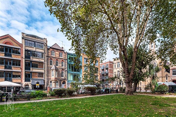 7 Bedroom Terraced House For Sale In Hoxton Square, London, N1