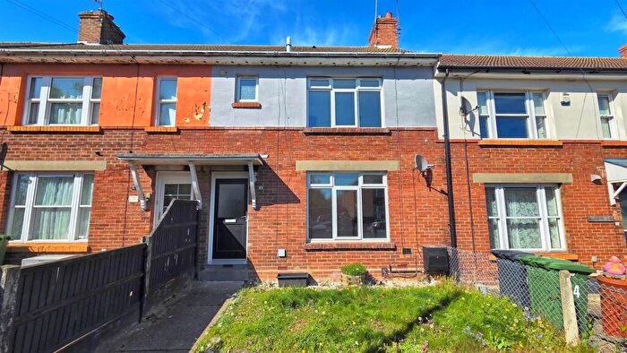 3 Bedroom Terraced House For Sale In Paston Road, Gorleston, NR31