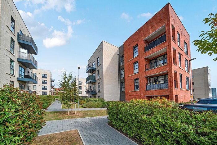 2 Bedroom Flat For Sale In Eastern Avenue, Western Cross, Ebbsfleet Valley, DA10