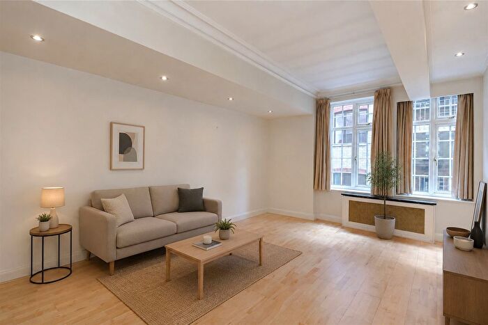 2 Bedroom Flat To Rent In Hallam Street, Fitzrovia, W1W