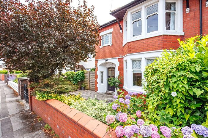 4 Bedroom Semi Detached House For Sale In Dorchester Avenue, Penylan, Cardiff, CF23