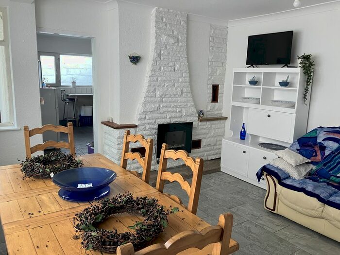 5 Bedroom Property To Rent In Port Tennant Rd, St Thomas, Swansea, SA1