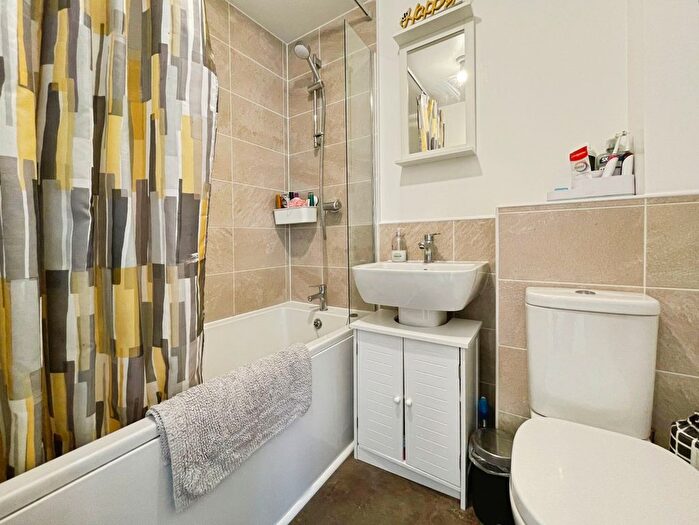 2 Bedroom Property For Sale In Ron Stone Road, Bristol, BS5