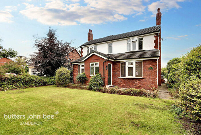 3 Bedroom Detached House For Sale In London Road, Sandbach, CW11