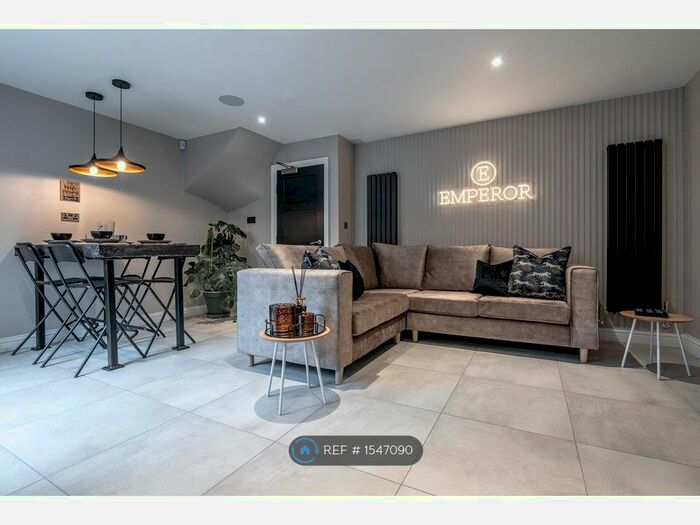 6 Bedroom Terraced House To Rent In Cranborne Road, Liverpool, L15