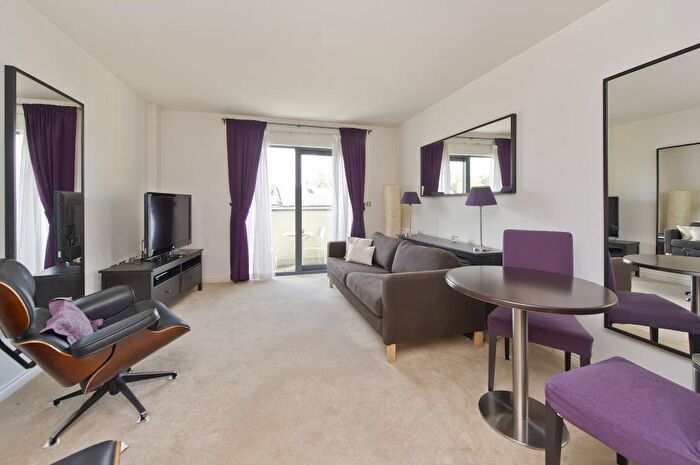 1 Bedroom Flat To Rent In Lock House, Oval Road, London, NW1