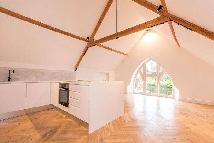 2 Bedroom Maisonette To Rent In Down Road, Merrow, Guildford, GU1