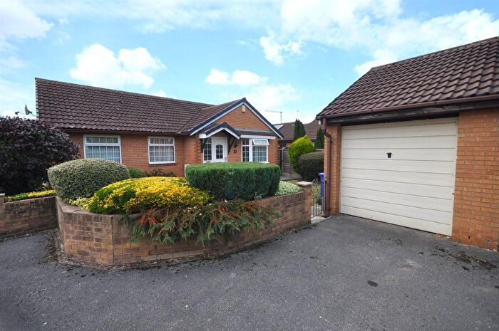 3 Bedroom Detached Bungalow For Sale In Henry Court, Thorne, Doncaster, DN8