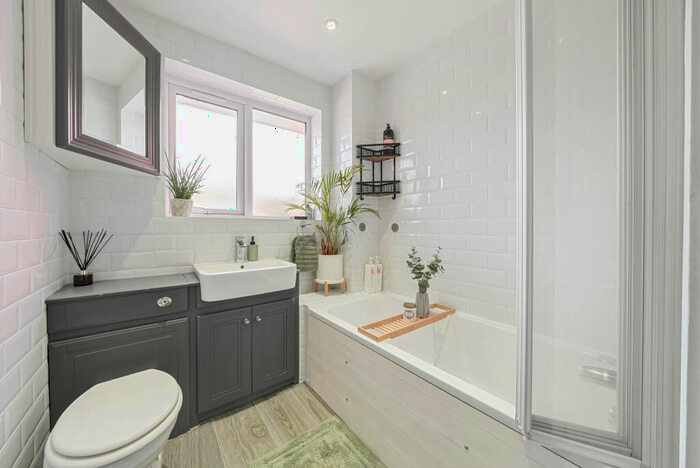 3 Bedroom End Of Terrace House For Sale In Foxhills Road, Ottershaw, KT16