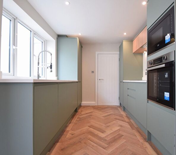 4 Bedroom Terraced House To Rent In Bedford Street, Roath, CF24