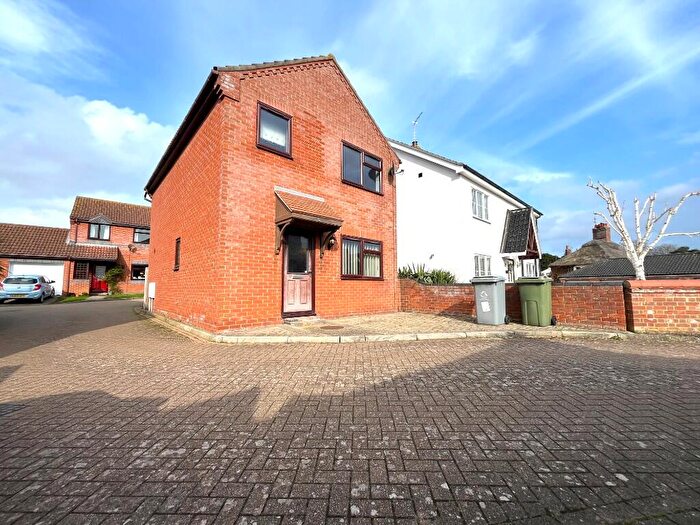 3 Bedroom Detached House To Rent In Old Foundry Court, Old Road, NR13