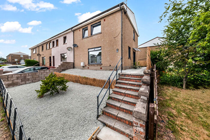 3 Bedroom End Of Terrace House For Sale In St. Fillans Road, Dundee, DD3