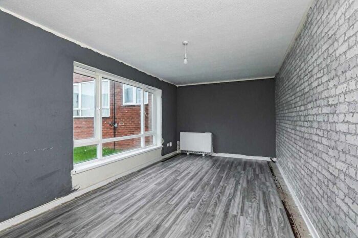 1 Bedroom Flat To Rent In Queen Street, DN4