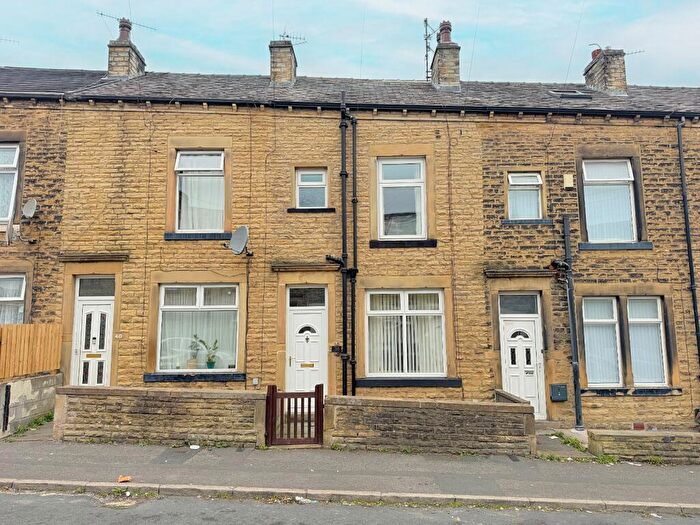 3 Bedroom Terraced House For Sale In Tivoli Place, Little Horton, Bradford, BD5