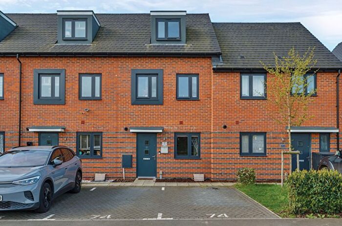 3 Bedroom Terraced House For Sale In Weaver Avenue, Faversham, ME13