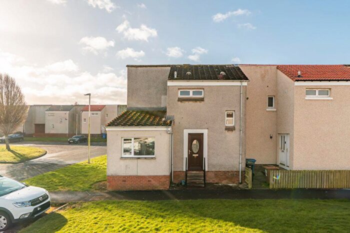 2 Bedroom End Of Terrace House For Sale In Mowbray Rise, Livingston, EH54