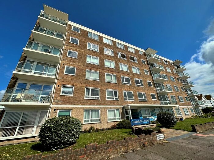 2 Bedroom Flat To Rent In Cavendish Court, De La Warr Parade, Bexhill On Sea, TN40