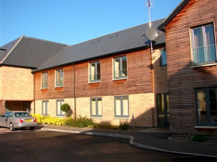 2 Bedroom Flat To Rent In Brampton, PE28