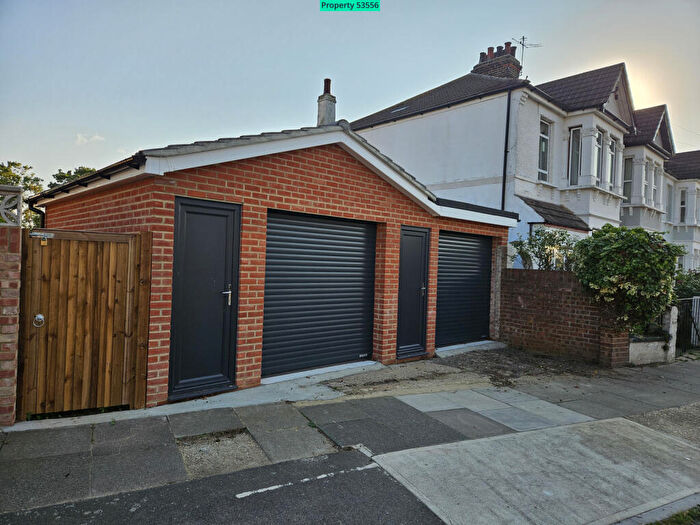 Garages To Rent In Church Road, Bexleyheath, DA7