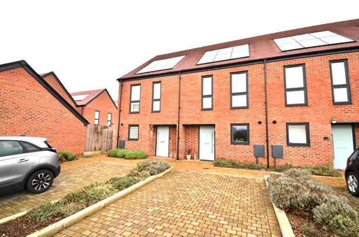 2 Bedroom Terraced House To Rent In Gilders Drive, Hornchurch, RM12