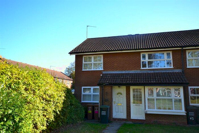 2 Bedroom Flat To Rent In Windmill Drive, Croxley Green, Rickmansworth WD3