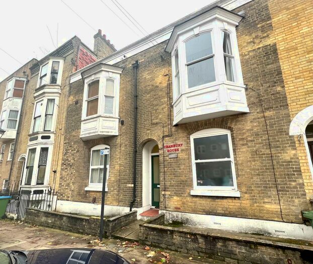 1 Bedroom Apartment To Rent In Cranbury Place, Southampton, SO14