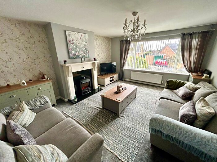 2 Bedroom Bungalow For Sale In Southway Drive, Yeovil, BA21