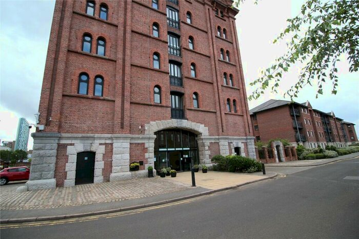 2 Bedroom Apartment To Rent In Waterloo Road, Liverpool, Merseyside, L3