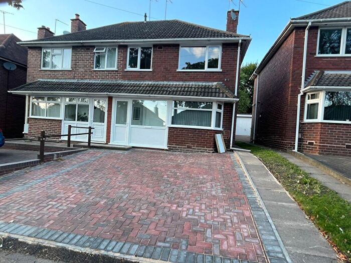 3 Bedroom Semi Detached House To Rent In Raeburn Road, Great Barr, Birmingham, B43