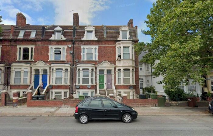 1 Bedroom Flat To Rent In London Road, Portsmouth, Hampshire, PO2