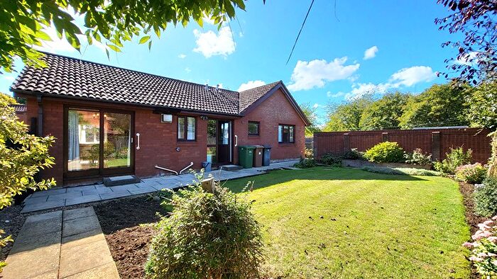 3 Bedroom Detached Bungalow For Sale In Abbotts Grove, Werrington, Peterborough, PE4