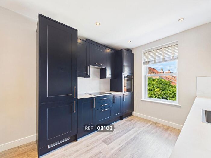 2 Bedroom Flat To Rent In Queen Street, Southwell, NG25