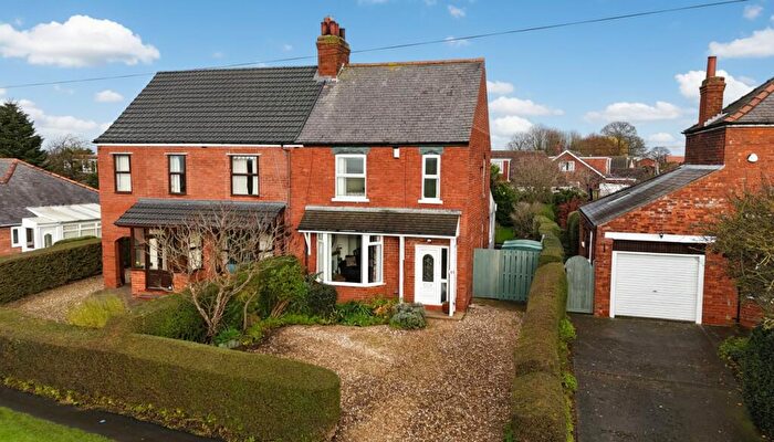 3 Bedroom Semi-Detached House For Sale In Southside, Patrington, HU12