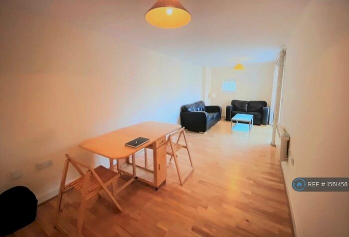 1 Bedroom Flat To Rent In Woodins Way, Oxford, OX1