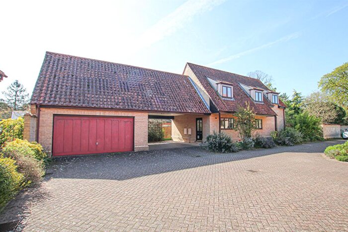 4 Bedroom Detached House For Sale In Mandeville, Burwell, Cambridge, CB25