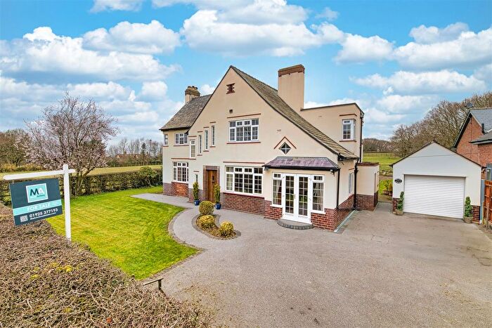 4 Bedroom Detached House For Sale In Hillside Road, Appleton, Warrington, WA4