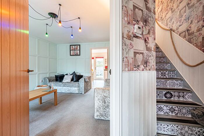 3 Bedroom End Of Terrace House For Sale In Greenfields Drive, Newport, TF10