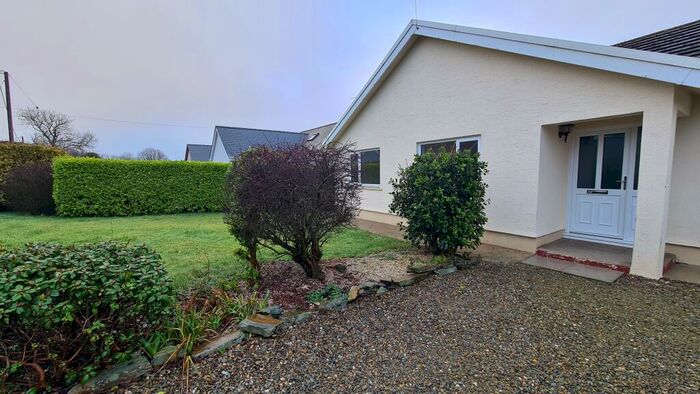 4 Bedroom Bungalow To Rent In Maenclochog, SA66