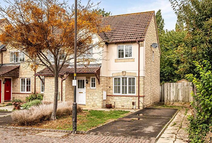 3 Bedroom End Terrace House For Sale In Cherry Blossom Close, Bishop Cleeve, Cheltenham, GL52