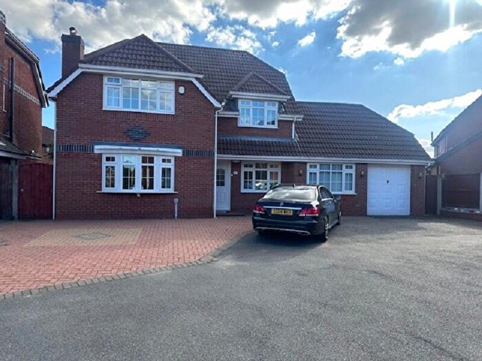 4 Bedroom Detached House For Sale In Pipit Close, Liverpool, Merseyside., L26