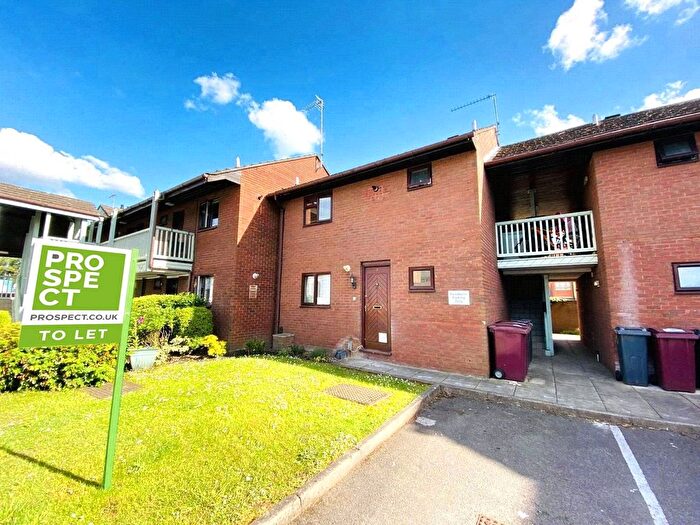1 Bedroom Maisonette To Rent In Haven Court, Reading, Berkshire, RG1