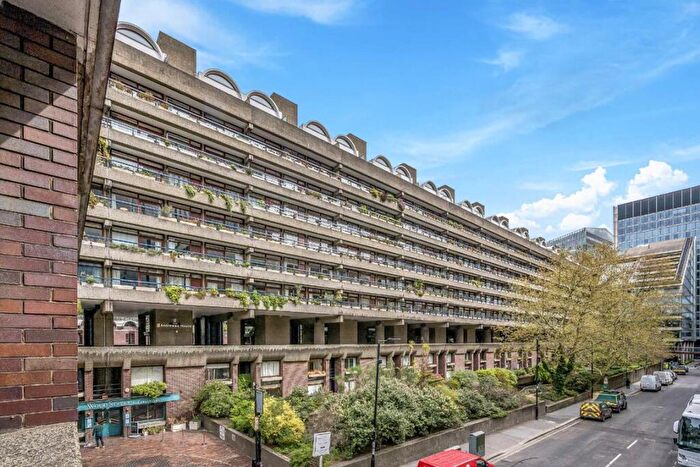2 Bedroom Flat For Sale In Barbican, Andrewes House, EC2Y