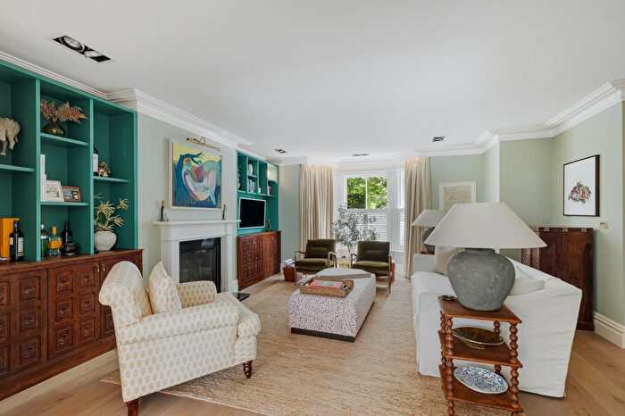 4 Bedroom Property To Rent In West Hill Road, Putney, South West London, United Kingdom, SW18