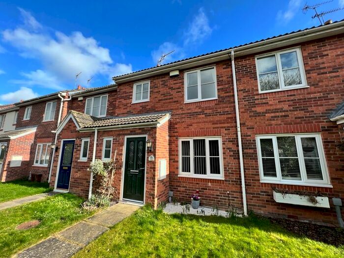 3 Bedroom Terraced House To Rent In Ash Tree Garth, Hull, HU11
