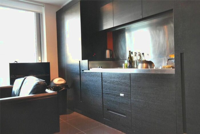 Studio To Rent In Pan Peninsula East Tower, Pan Peninsula Square, South Quay, Canary Wharf, London, E14