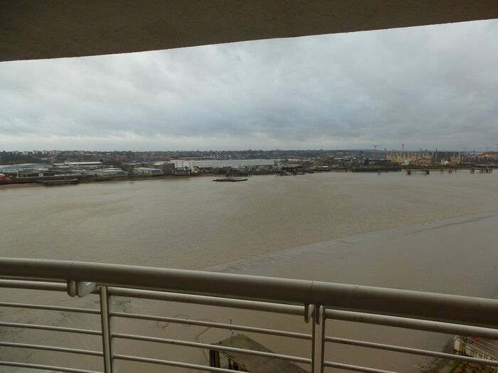 1 Bedroom Flat To Rent In Barrier Point Road, London, E16