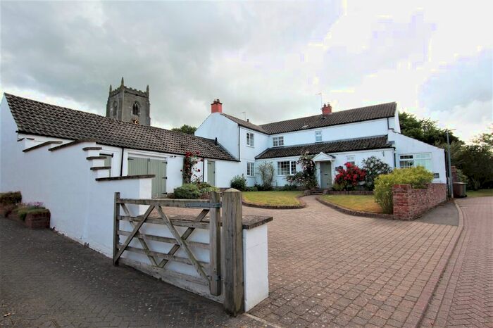 4 Bedroom Detached House To Rent In Middle Street, Nafferton, Driffield, East Riding Of Yorkshire, Uk, YO25